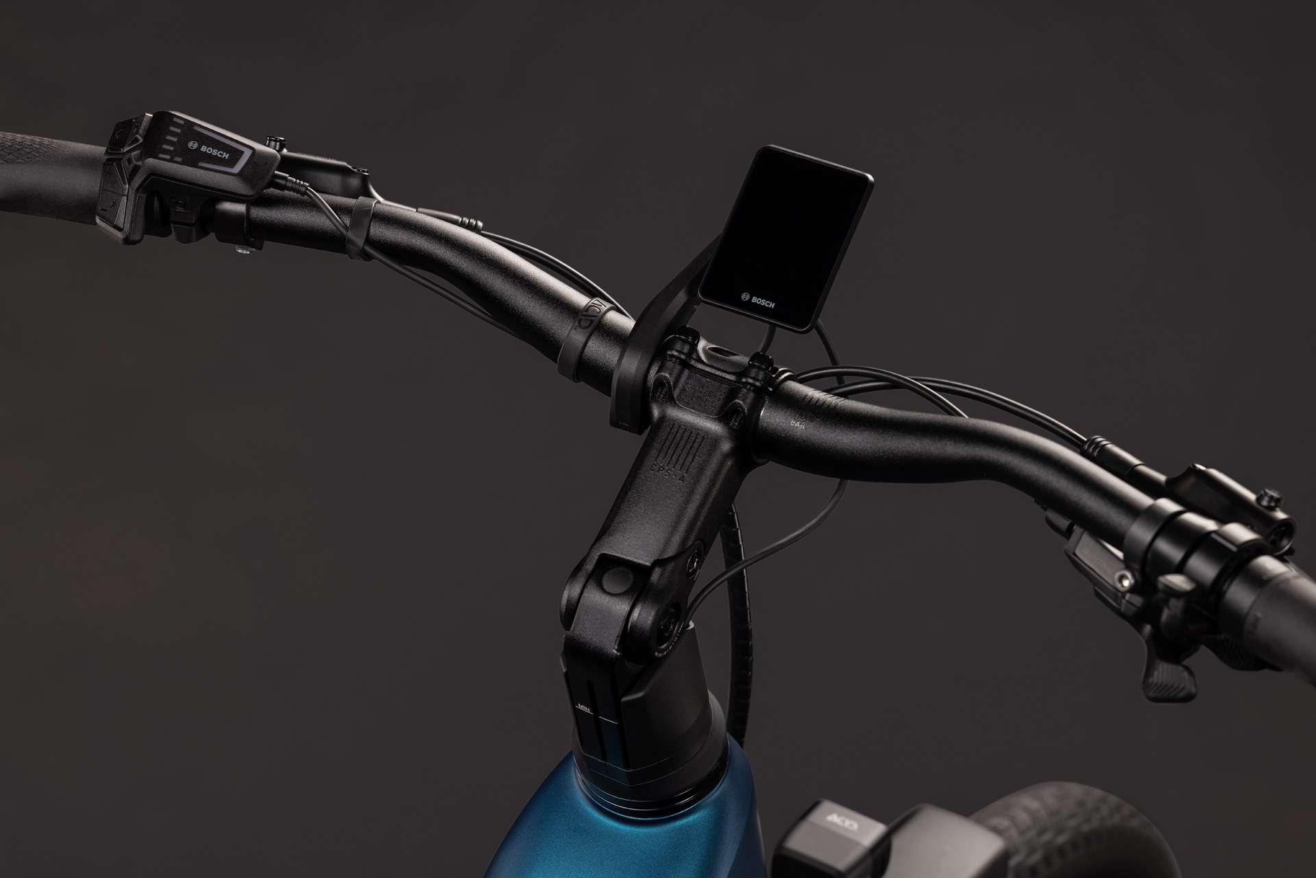 Cube Touring Hybrid Pro 800 electricblue´n´prizm 2027