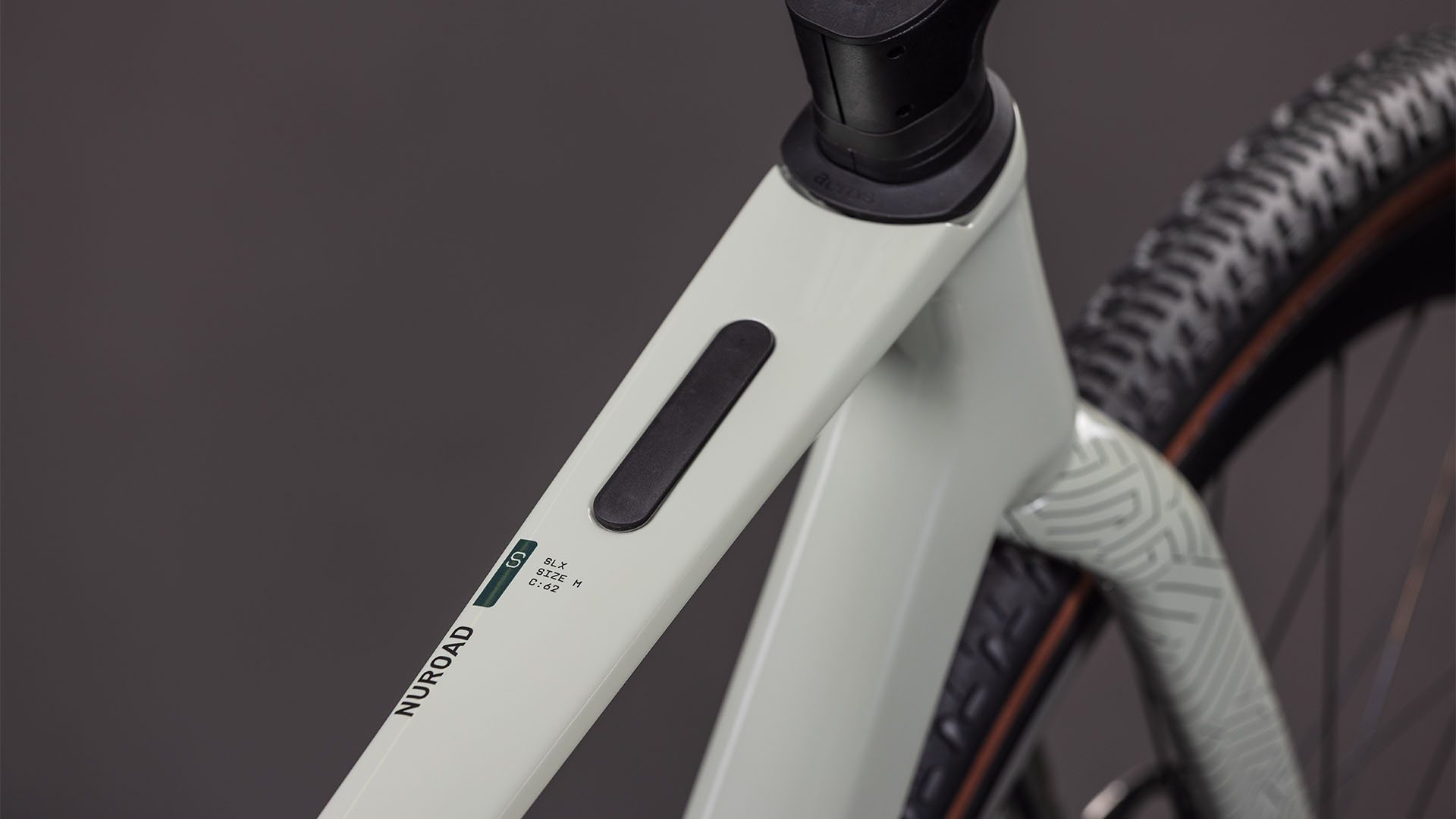 Cube Nuroad C:62 SLX reedbeige´n´chrome 2026