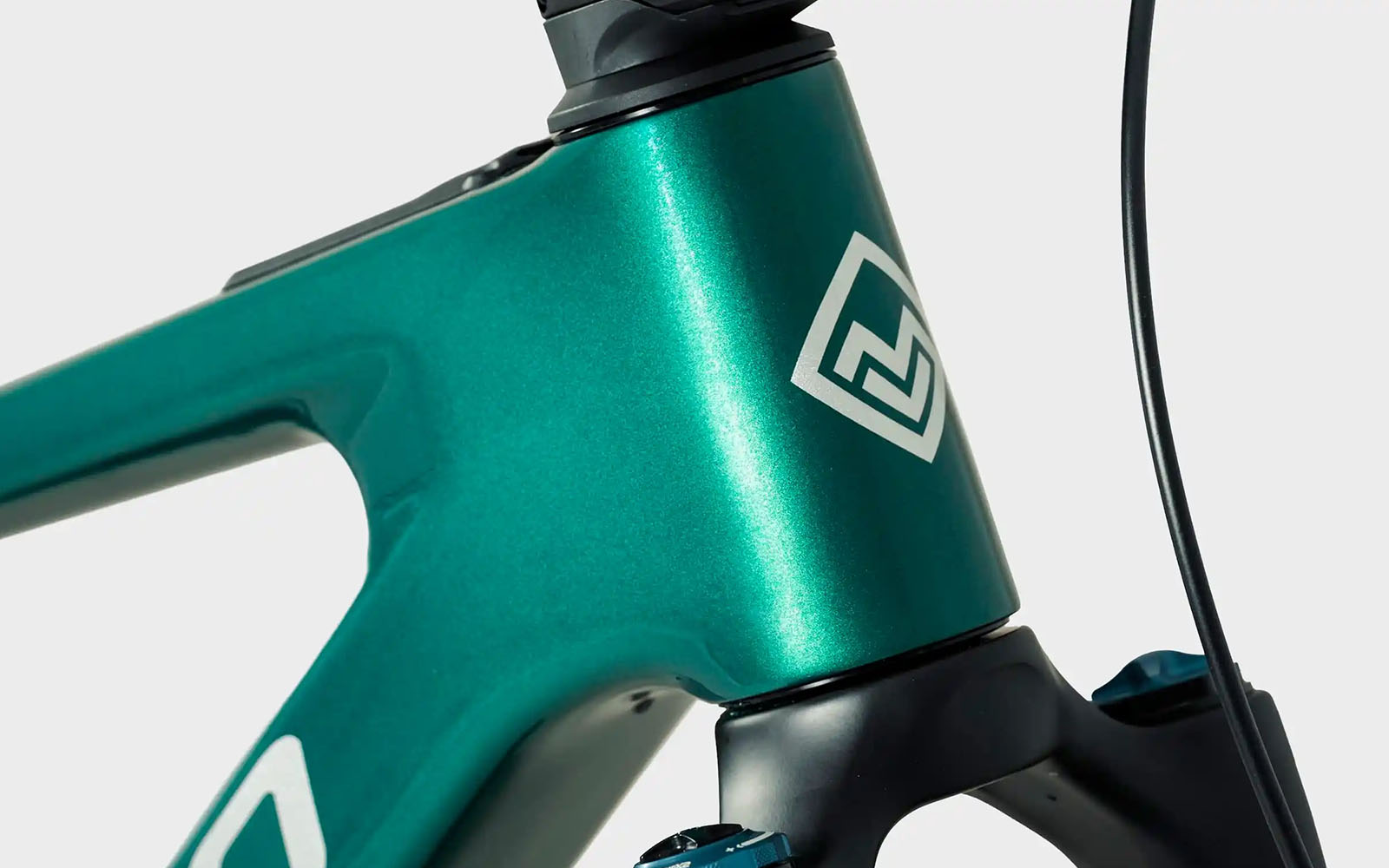 Megamo Reason AIR CRB 03 AXS 800 Wh Green 2027