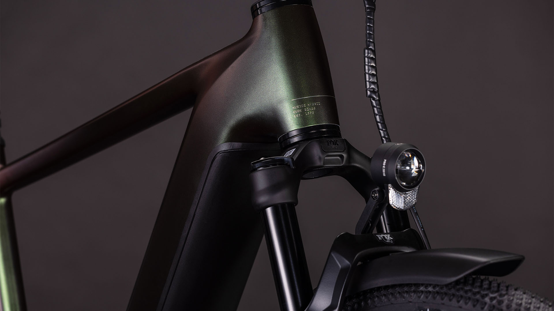 Cube Nuride Hybrid SLT 800 stellar´n´chrome 2026