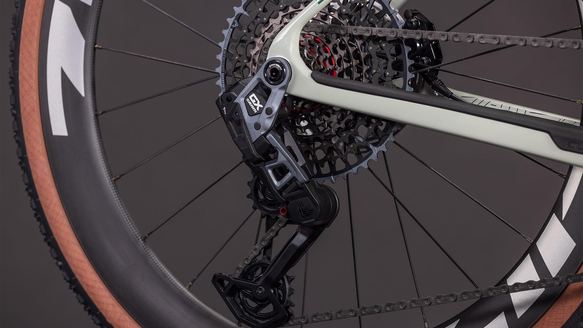 Cube Nuroad C:62 SLX reedbeige´n´chrome 2026