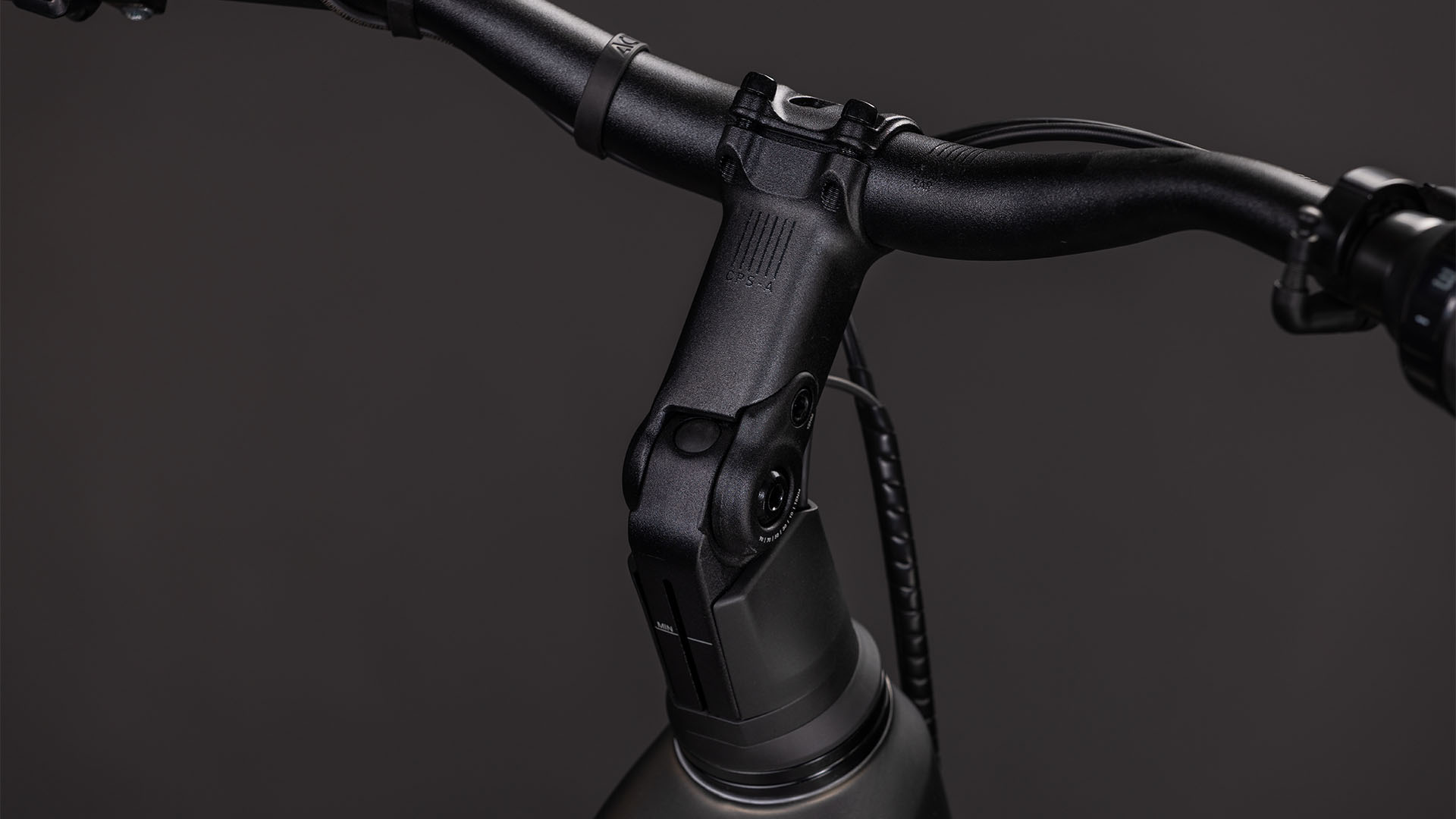 Cube Touring Hybrid Comfort SLX 800 Easy Entry charcoal´n´chrome 2026