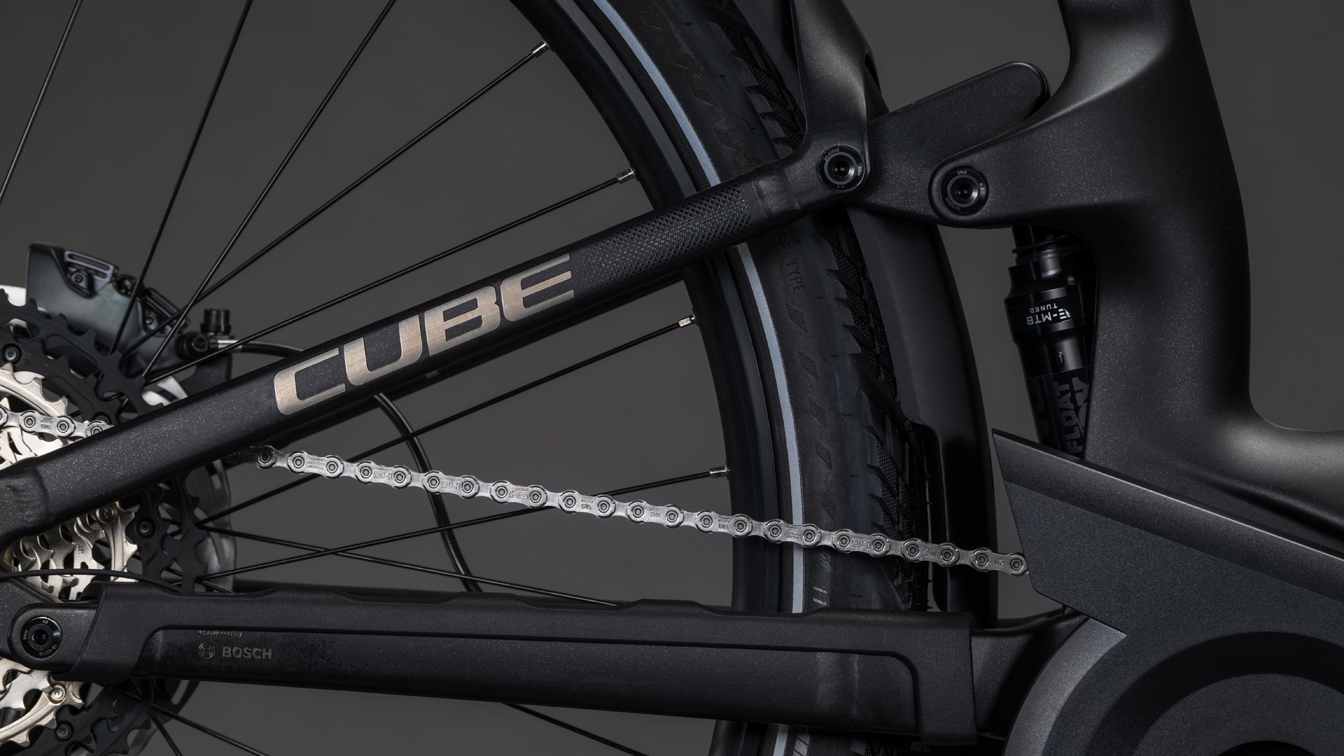 Cube Kathmandu Hybrid ONE11 HPC SLT 800 Easy Entry carbon´n´silverdust 2026