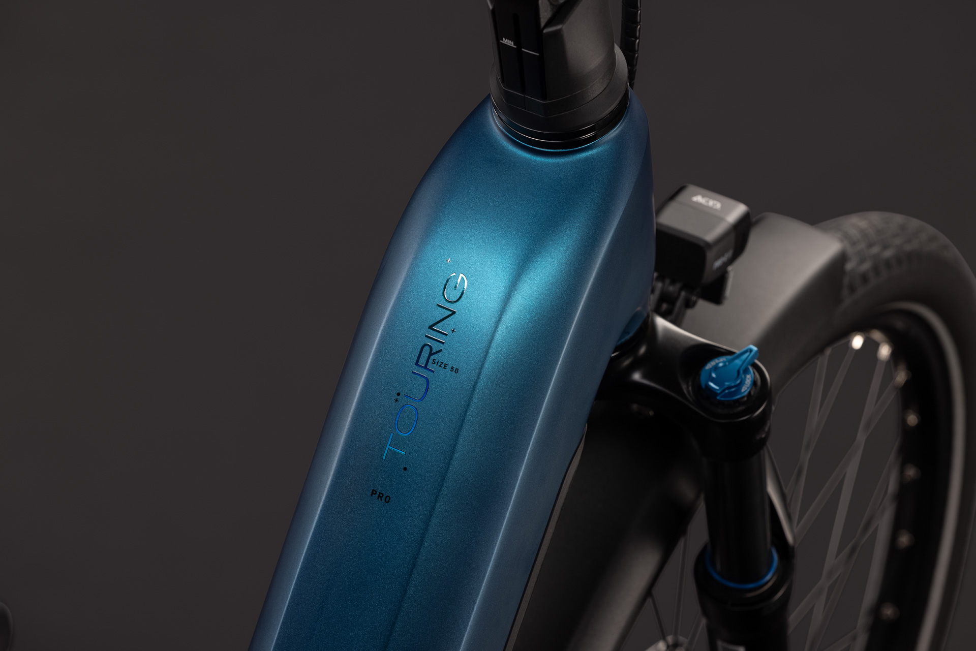 Cube Touring Hybrid Pro 800 electricblue´n´prizm 2027