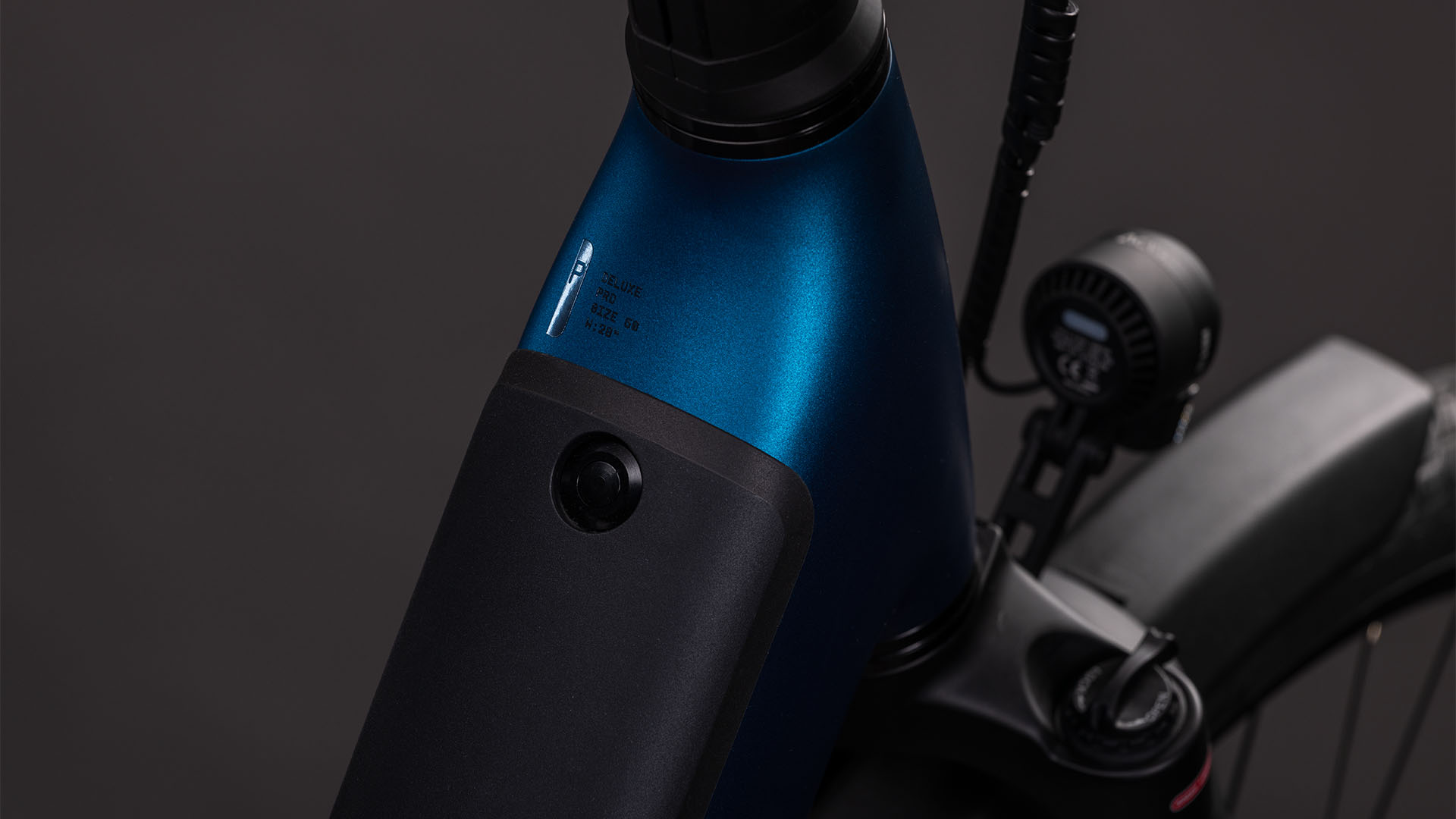 Cube Supreme Hybrid Deluxe Pro 600 Easy Entry electricblue´n´chrome 2026