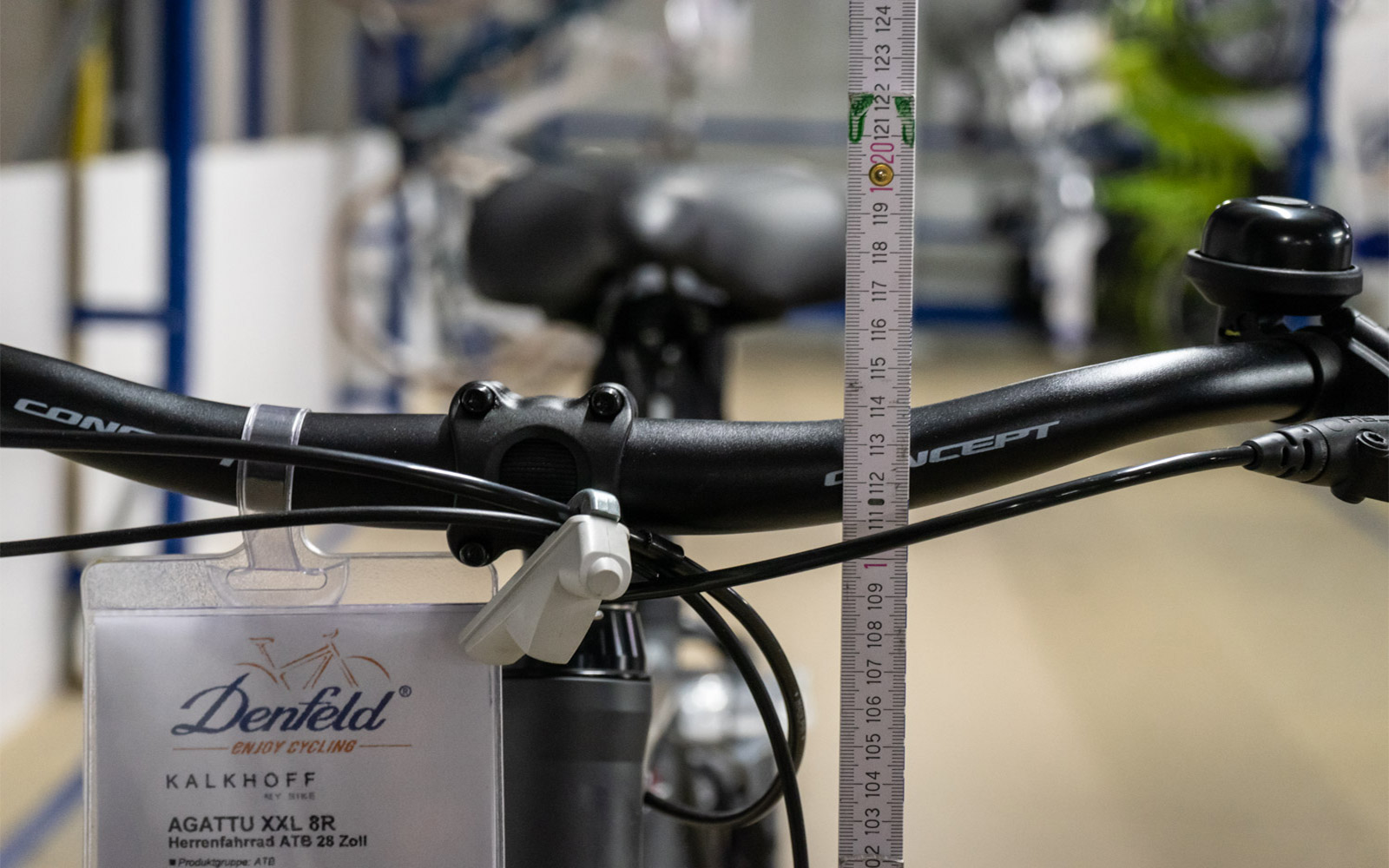 Lenkerhöhe an einem Fahrrad für große und schwere Menschen, hier ein Kalkhoff Agattu XXL 28 Zoll mit 70cm Rahmen